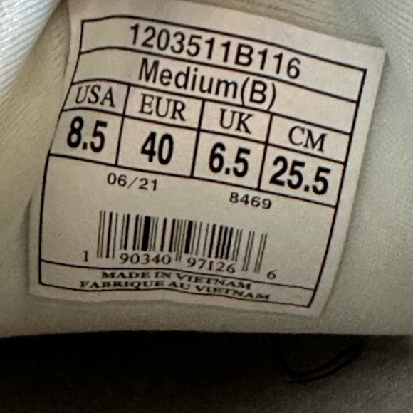 Brooks Trace 1 Road-Running Shoes - Picture 12 of 13